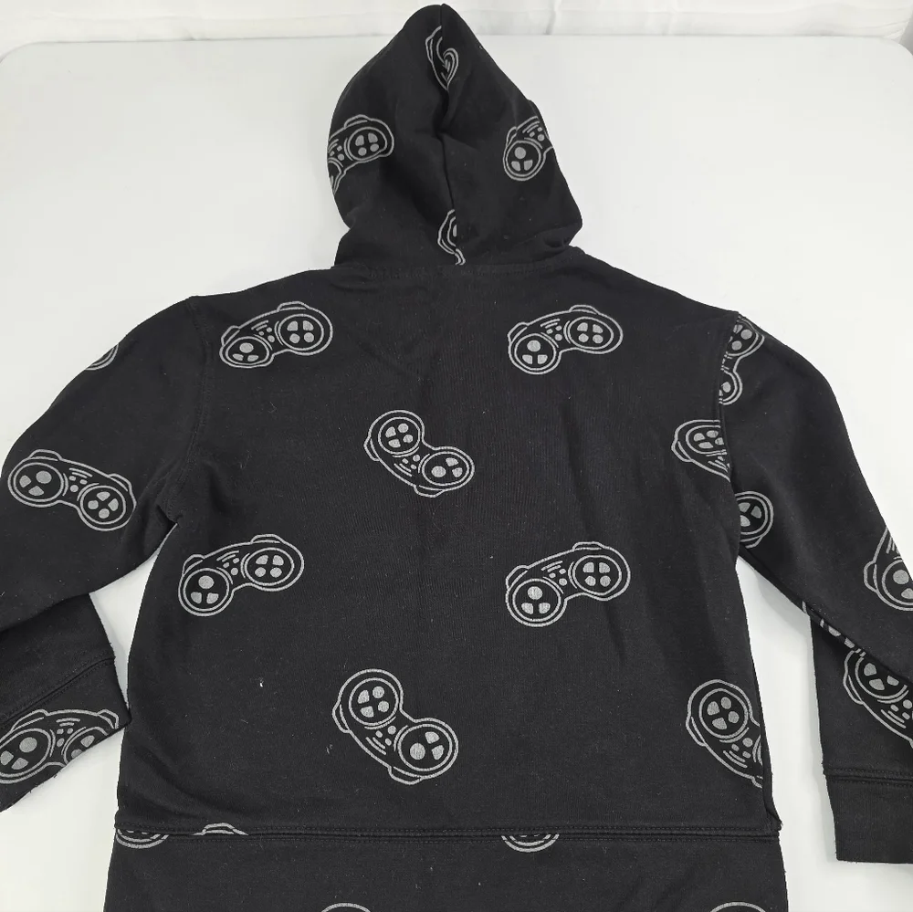 Old Navy Boy's Black Hoodie with Game Controller Print Size M (8) AE-2119